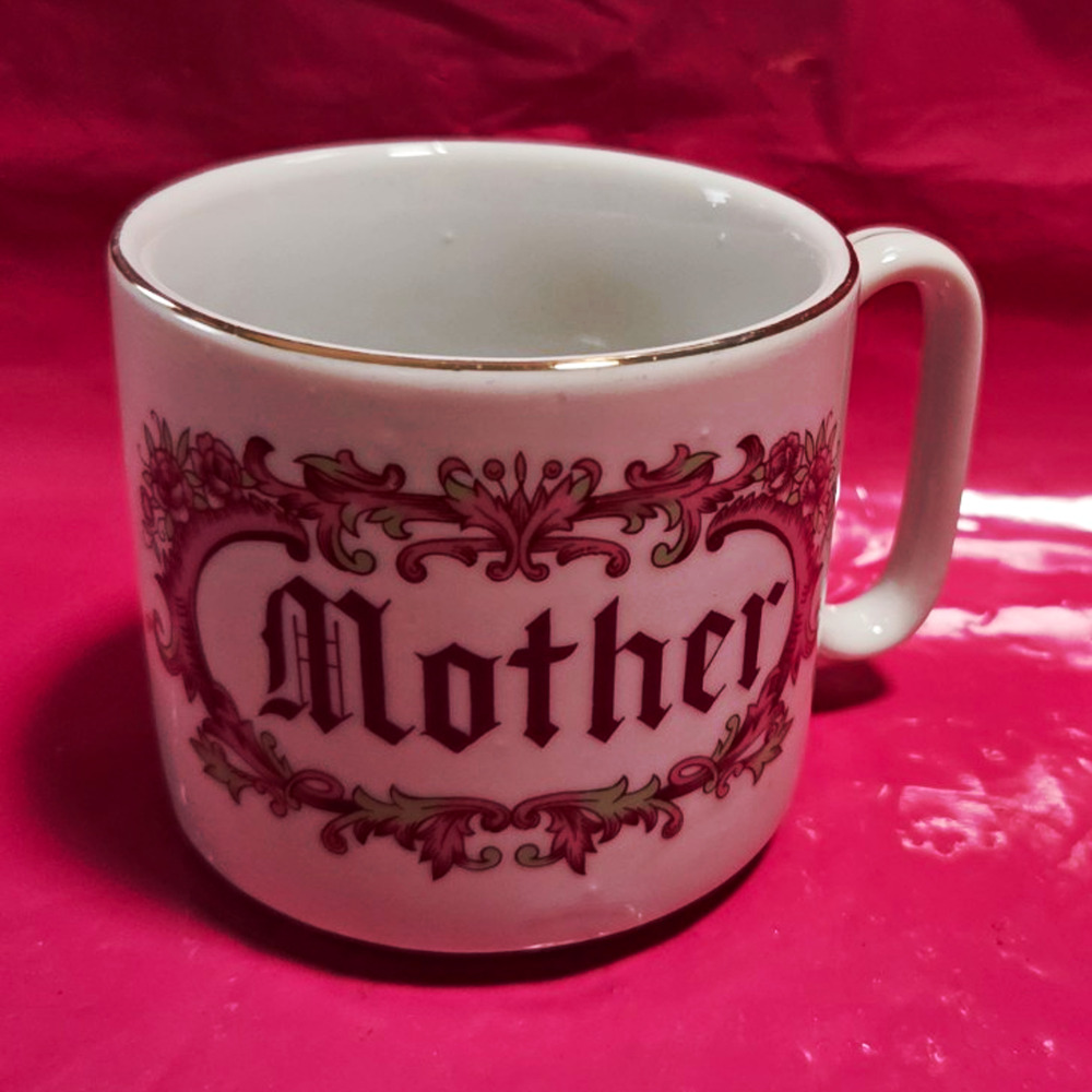 Vintage/Retro White Ceramic "Mother" Coffee Mug Pink Decorative Print 12 oz